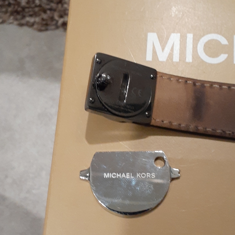 Activity tracker - Picture 4 of 4